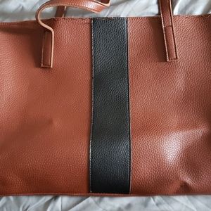 Vince Camuto tote